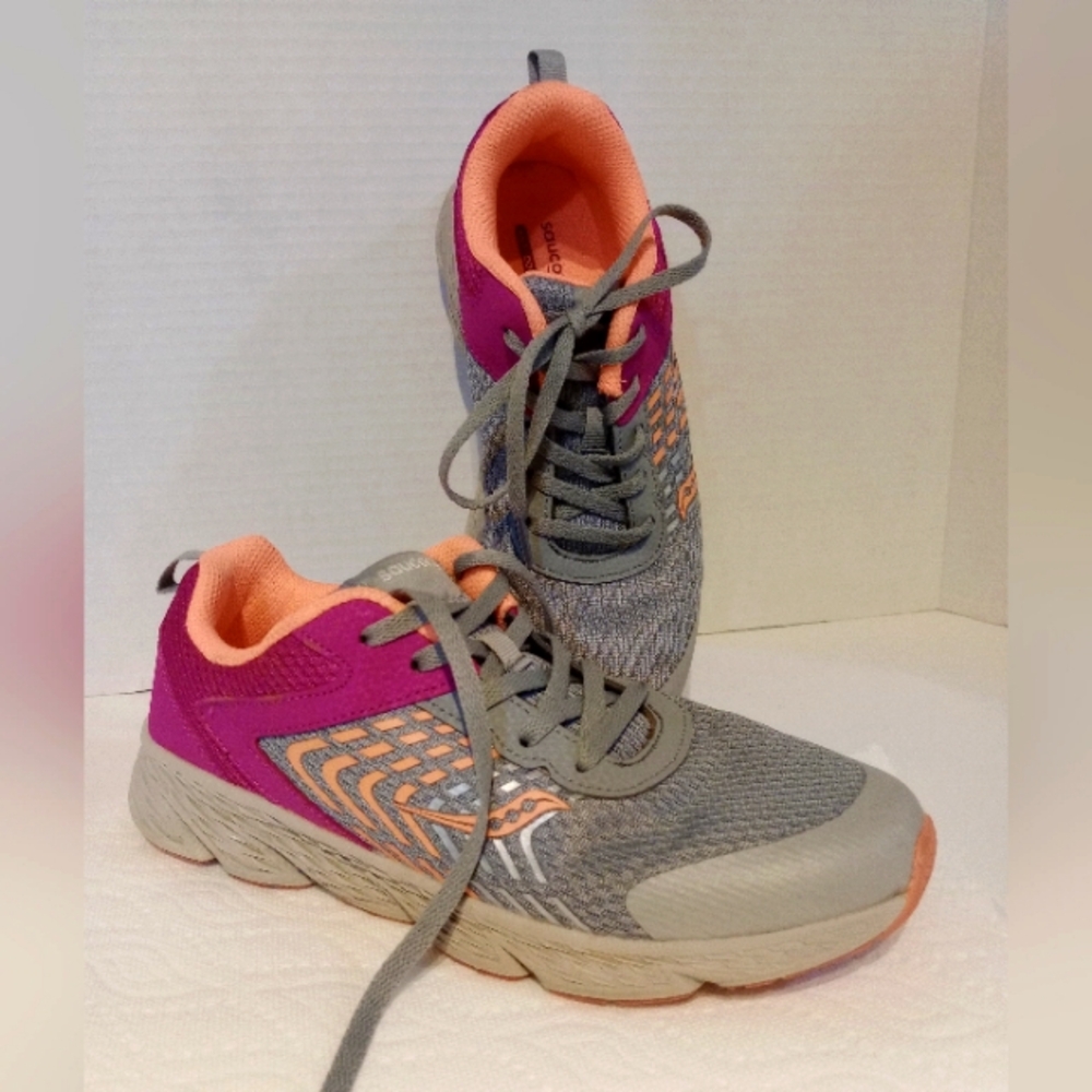 SAUCONY S-WIND Sneakers Sz.6‎